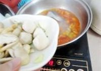 番茄鱼丸汤的做法 步骤4