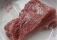 莴笋炒肉片的做法 步骤1
