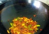 尖椒回锅肉的做法 步骤8