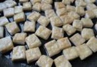 毛豆烧臭豆腐的做法 步骤3