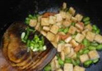 毛豆烧臭豆腐的做法 步骤16