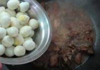 鹌鹑蛋烧排骨的做法 步骤10