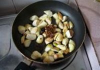素炒茭白的做法 步骤5
