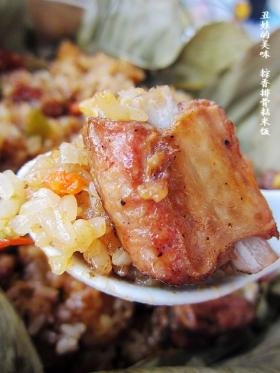 粽香排骨粘米饭