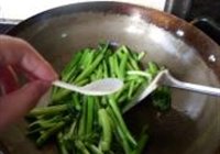 广东菜薹的做法 步骤6