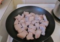 茶树菇红烧肉的做法 步骤3