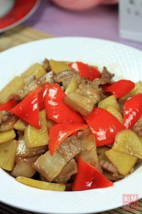 薯仔炒肉片