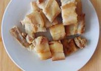 梅菜扣肉的做法 步骤6