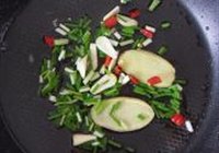 梅菜扣肉的做法 步骤7