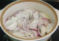 红膏蟹洋葱粉丝煲的做法 步骤7
