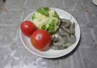 番茄菜花炒虾球的做法 步骤1