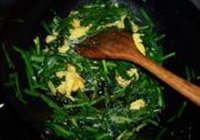 韭菜炒鸡蛋的做法 步骤9