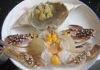 红膏蟹洋葱粉丝煲的做法 步骤3