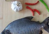 双椒武昌鱼的做法 步骤1