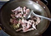 改良版砂锅鸡的做法 步骤5
