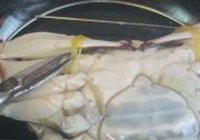 清蒸红膏蟹的做法 步骤3