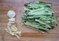 沙茶酱烧鸡肉的做法 步骤2