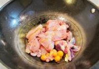 咖喱山药豆干鸡的做法 步骤15