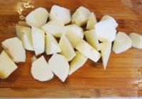 咖喱山药豆干鸡的做法 步骤2