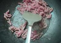 香菇炒牛肉的做法 步骤5