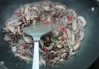 香菇炒牛肉的做法 步骤9