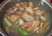 鸡肉小土豆贴饼子的做法 步骤2