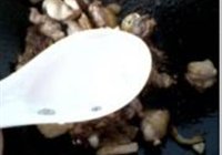番茄焖蒸土豆鸡的做法 步骤5