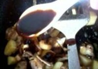 番茄焖蒸土豆鸡的做法 步骤6
