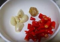 乡下烧土鸡的做法 步骤3