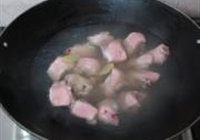 栗子猪手的做法 步骤1