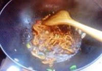 山寨版鱼香肉丝的做法 步骤7