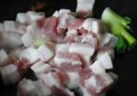 红烧腐乳肉卤蛋的做法 步骤6