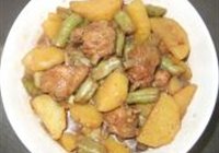 土豆芸豆烧鸡翅的做法 步骤11
