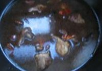 萝卜烧骨头的做法 步骤6