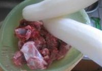 萝卜烧骨头的做法 步骤1