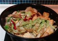 白菜豆腐炖粉皮的做法 步骤7