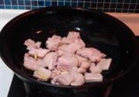 白菜豆腐炖粉皮的做法 步骤5