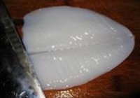 双椒炒鱿鱼的做法 步骤3