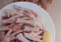 姬松茸炖鸡的做法 步骤1