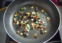 干锅什锦豆腐的做法 步骤4