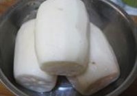 泡椒藕丁的做法 步骤1