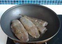 红烧辫子鱼的做法 步骤4