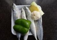 蒸蚝香青占鱼的做法 步骤1