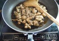 印度咖喱鸡丁煲的做法 步骤4