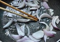馒头培根汉堡包的做法 步骤4