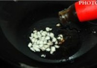 蚝油生菜的做法 步骤3