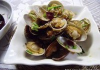 葱姜炒花蛤的做法 步骤3