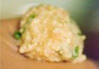 豆腐丸子骨汤面的做法 步骤3