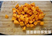 奶香南瓜鸡肉焗饭的做法 步骤2