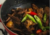飘香熏笋鸡的做法 步骤9